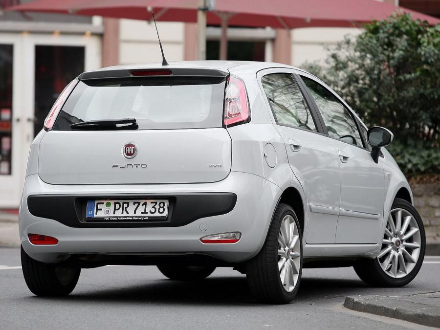  Fiat Punto Evo 5-Door 2009 года  (фото 13 из 16)
